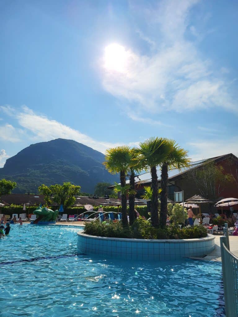 Lago Mergozzo Pool Camping Continental