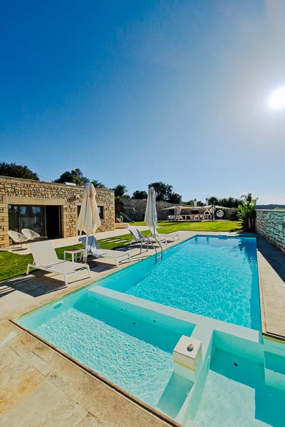 Ein Ferienhaus mit eigenem Pool