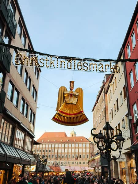 Eingang zum christkindlsmarkt