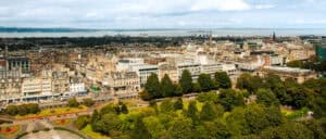 Beim Besuch des Edinburgh Castle hat man einen tollen Blick auf Edinburgh