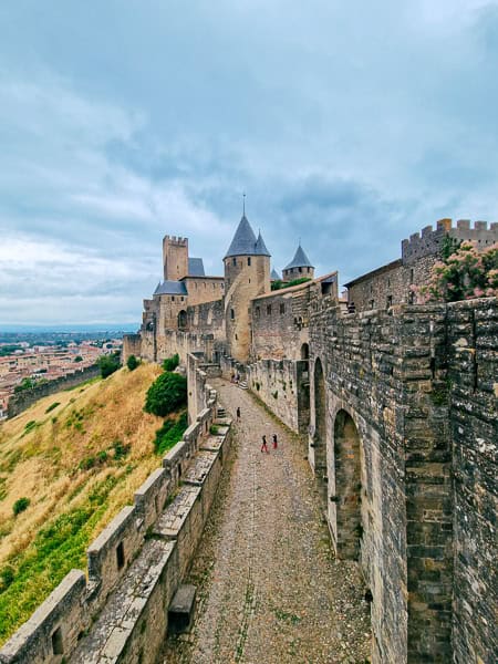 Urlaub in Südfrankreich mit Kindern - Besuch der spektakulären Festung Carcassonne